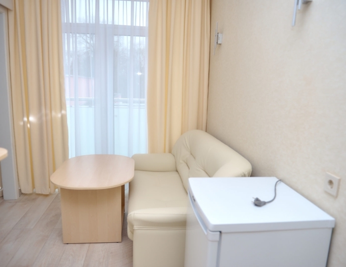 Стандартный 2-местный 2-комнатный корпус 1 - Санаторий «Машиностроитель» Беларусь